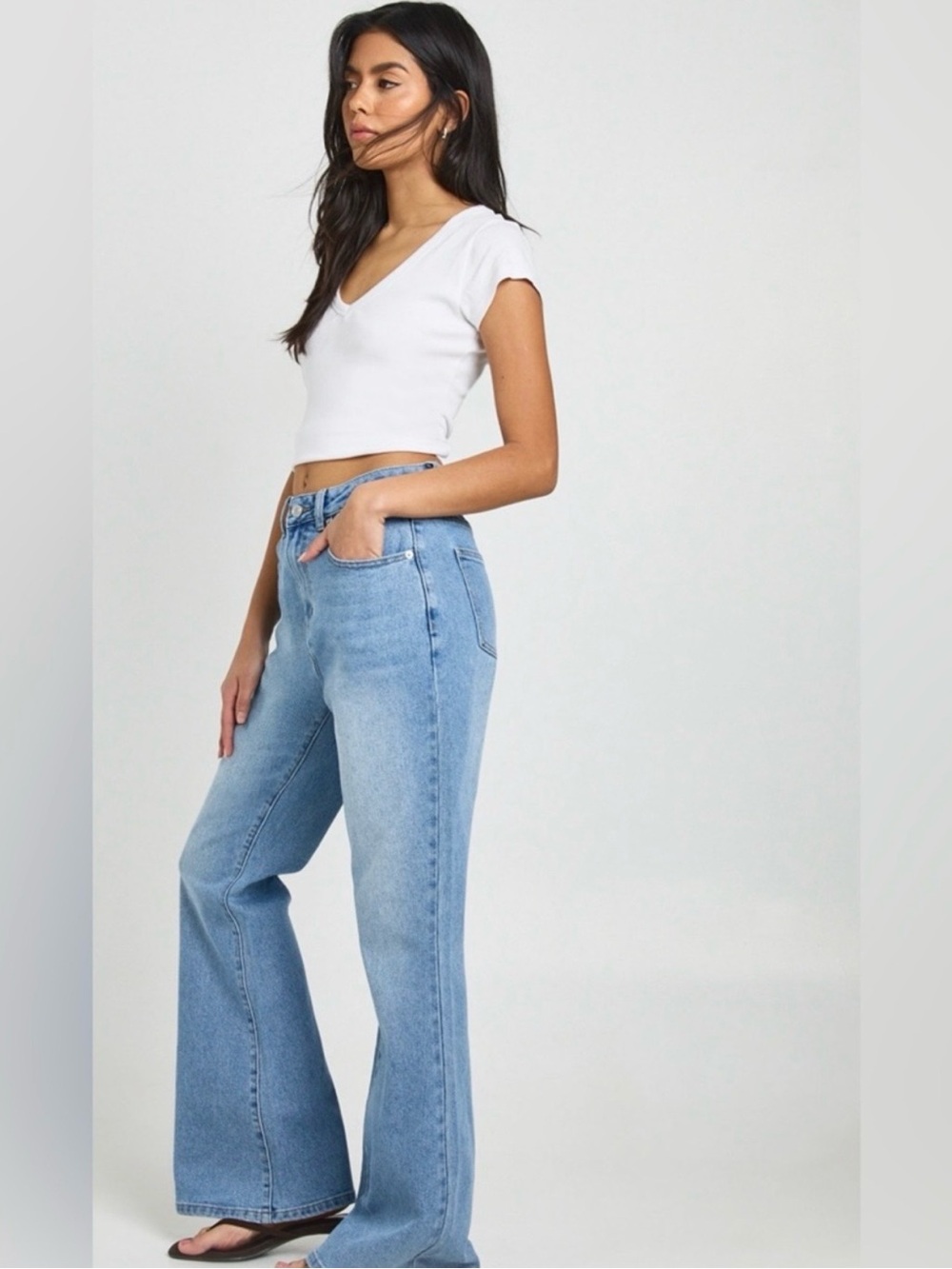 Nasty Gal Light Blue High-Rise Wide-Leg Jeans. Size 7/8